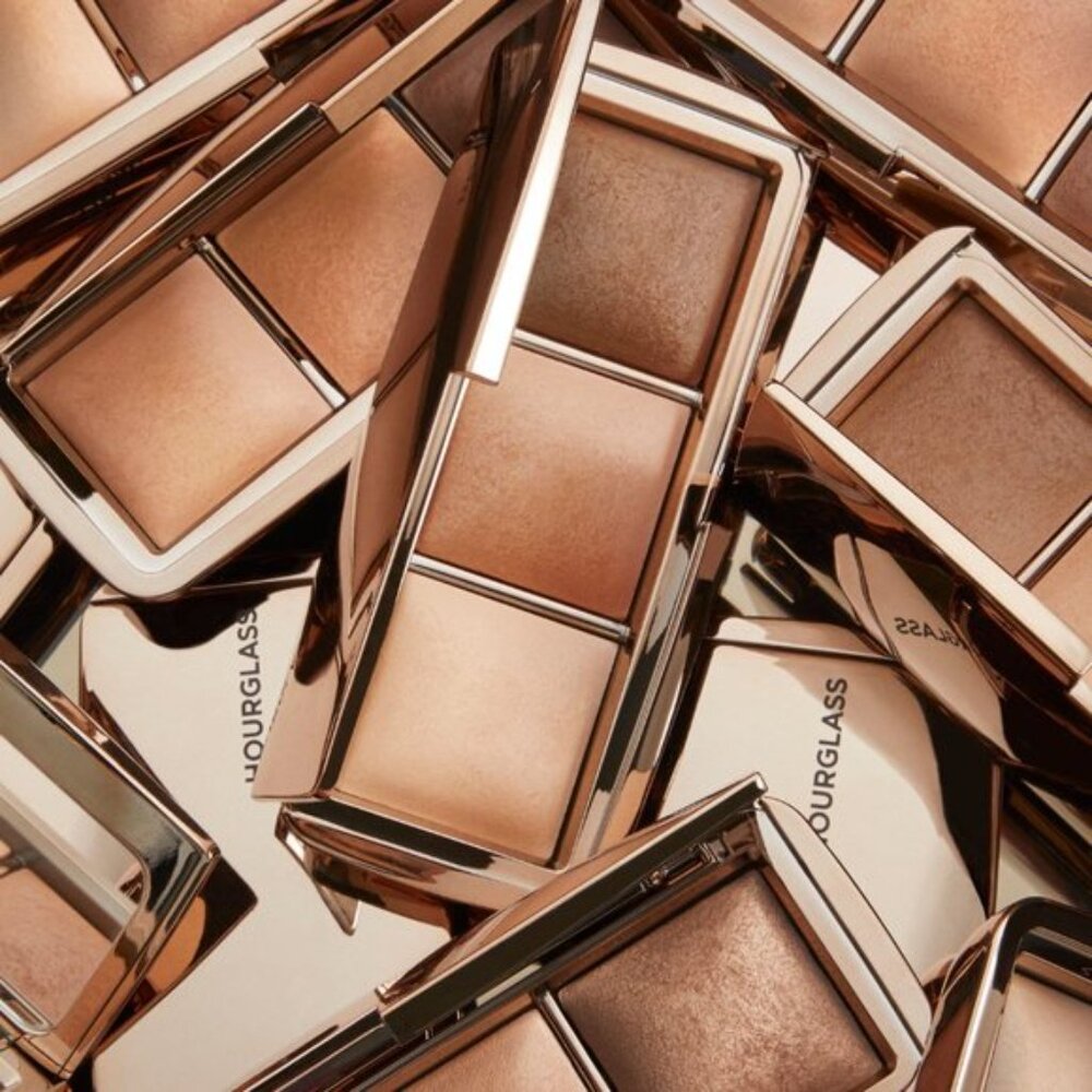 NIB ✅ HOURGLASS (VOLUME II) Ambient Lighting Palette Volume II ✨ BNIB - Picture 9 of 10